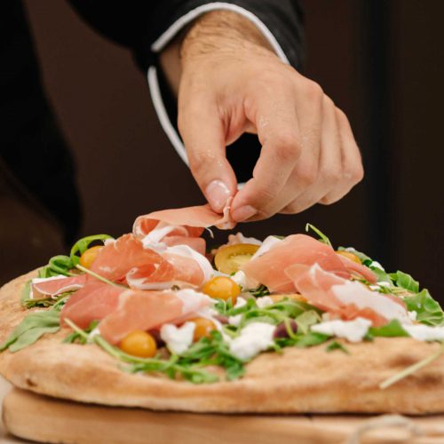 Pizza in teglia da fare in casa con Prosciutto di San Daniele